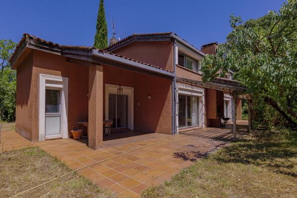 Maison 8 pièce(s) 7 chambre(s) 310 m²