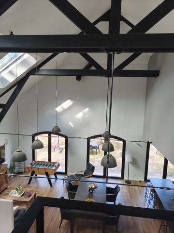 Bâtisse de charme rénovée 231 m2 sur 4200 m² de terrain
