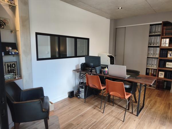 Bâtisse de charme rénovée 231 m2 sur 4200 m² de terrain