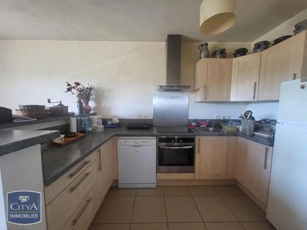 Appartement à louer 2 pièces 50m² Saint-Raphaël (83700)