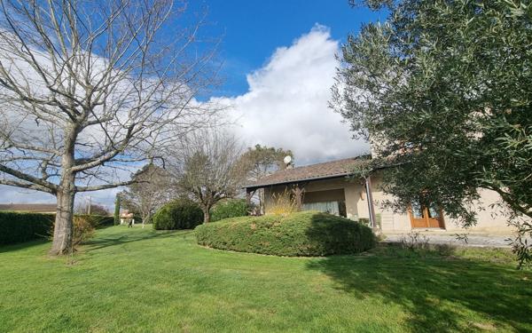 Maison à vendre    5 pièces • 135 m2 Saint-Nicolas-de-la-Grave