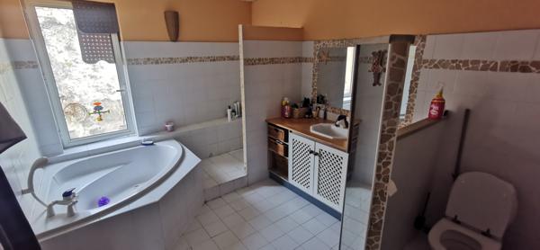 Maison 6 pièces - 250 m²