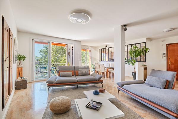 Appartement Aix En Provence 3 pièce(s) 118m2 - cave - tropézienne