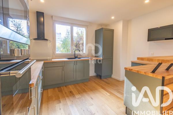 Maison à vendre 13 pièces 216 m² Chatou