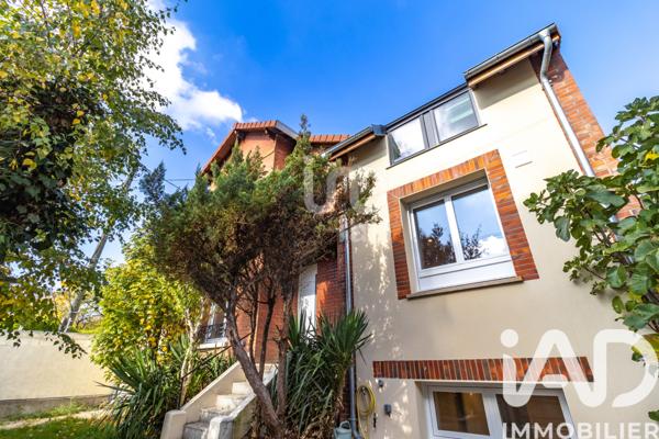 Maison à vendre 13 pièces 216 m² Chatou