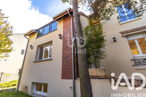 Maison à vendre 13 pièces 216 m² Chatou