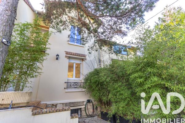 Maison à vendre 13 pièces 216 m² Chatou