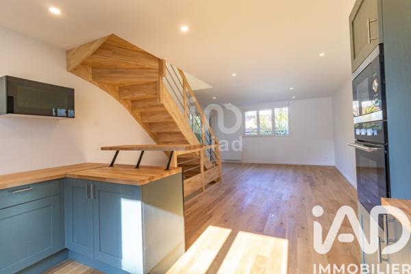 Maison à vendre 13 pièces 216 m² Chatou