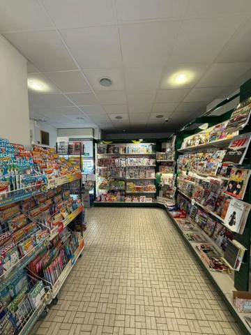 Vente                                                      Fonds de commerce
                        
                     2 pièces                                         à Reims