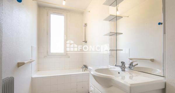 À vendre Appartement 3 pièces 56 m² - Meylan 38240