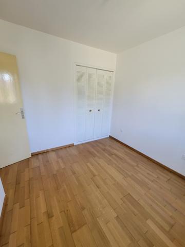 Maison de 89m², avec jardin et garage Montréal (11290)