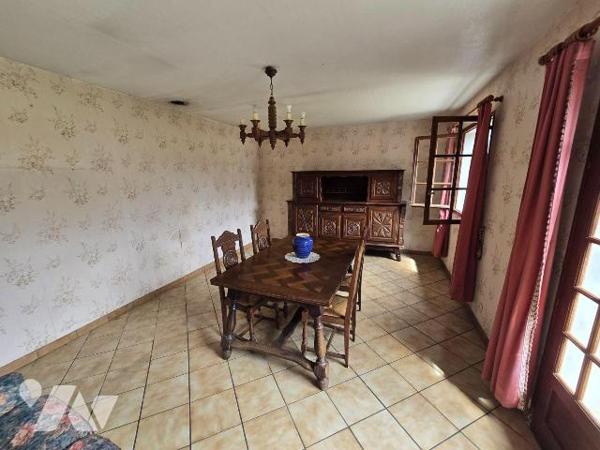 Maison à Vendre à Fallencourt (76340) en Seine-Maritime (76)

Cette maison, construite en 190...