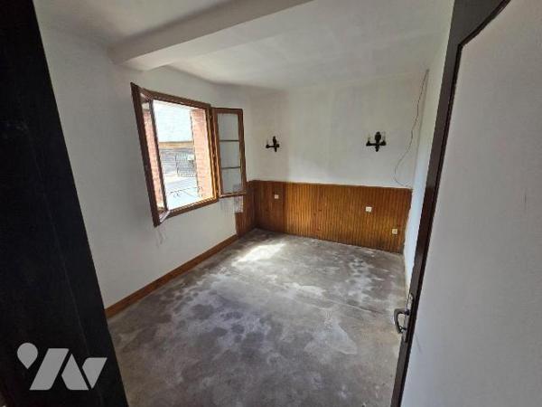 Maison à Vendre à Fallencourt (76340) en Seine-Maritime (76)

Cette maison, construite en 190...