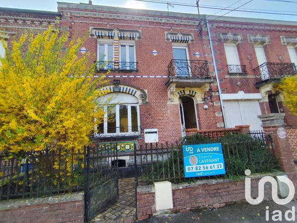 Maison de ville 8 pièces de 130 m² à Hirson (02500)