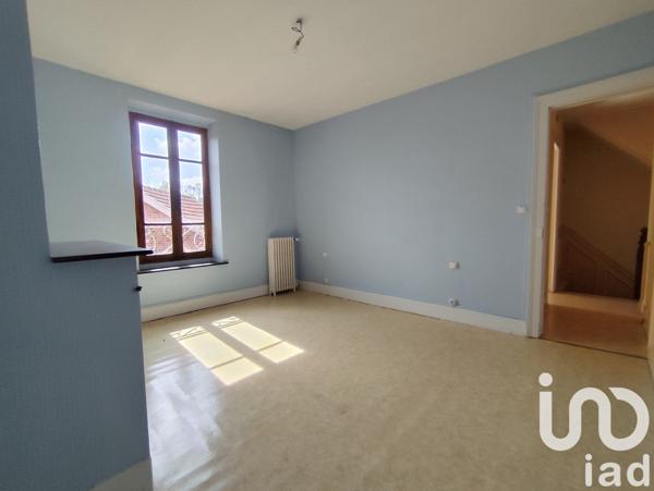 Maison de ville 8 pièces de 130 m² à Hirson (02500)