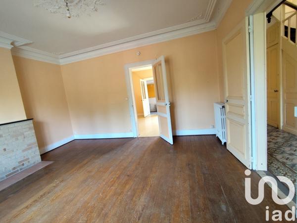 Maison de ville 8 pièces de 130 m² à Hirson (02500)