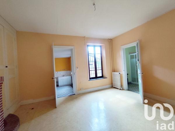 Maison de ville 8 pièces de 130 m² à Hirson (02500)