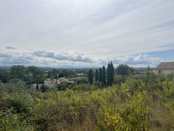 Cailhau (11240) EXCLUSIVITE - CAILHAU 11240 - PARCELLE DE 2550M2 AVEC VUE DEGAGEE SUR LES PYRENEES