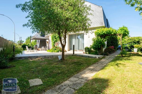 Maison à vendre 7 pièces 185m² Saint-Herblain (44800)