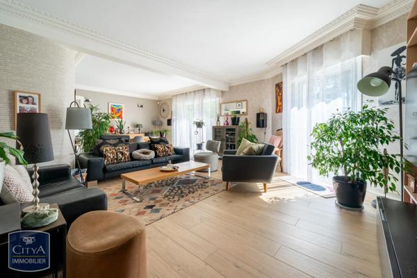 Maison à vendre 7 pièces 185m² Saint-Herblain (44800)
