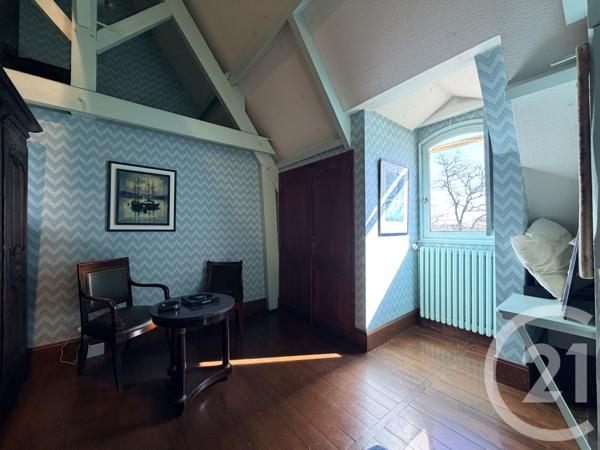 Maison à vendre  8 pièces - 215,50 m 2   SANILHAC  - 24