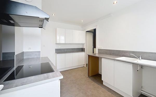 Appartement à vendre    3 pièces • 63 m2 Pau