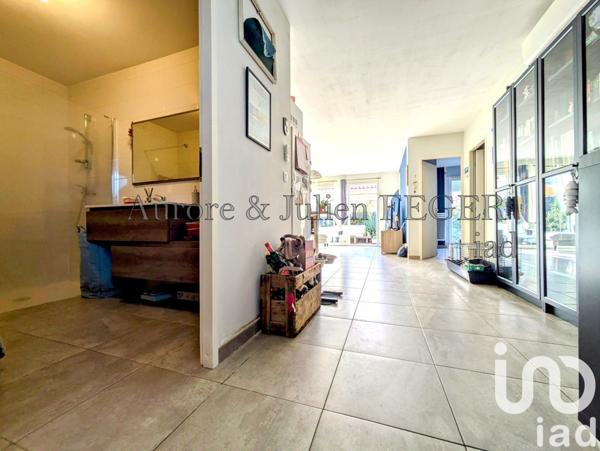 House for sale 3 rooms 67 m² Trouillas