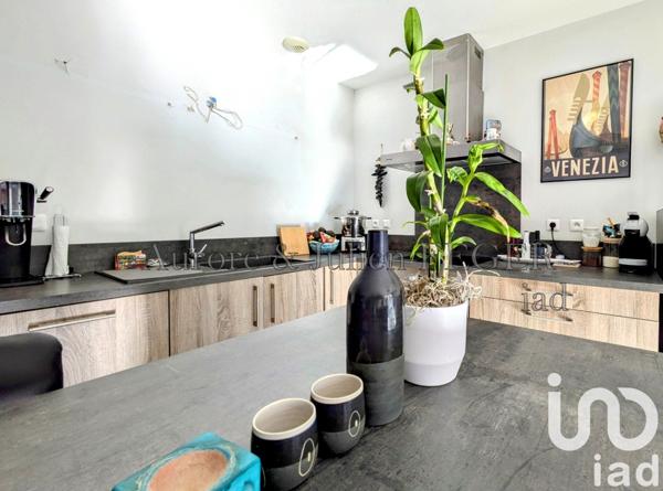 House for sale 3 rooms 67 m² Trouillas