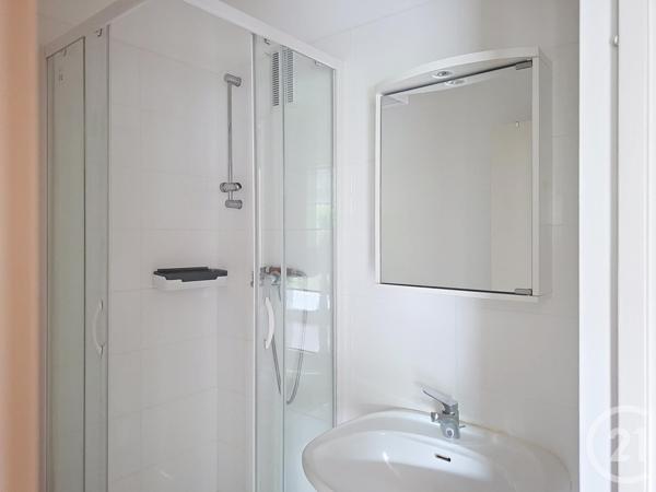 Appartement F6 à vendre  6 pièces - 119,32 m2 VAUX LE PENIL - 77