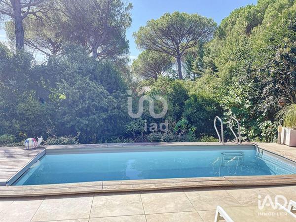 Maison à vendre 5 pièces 136 m² Saint-Raphaël