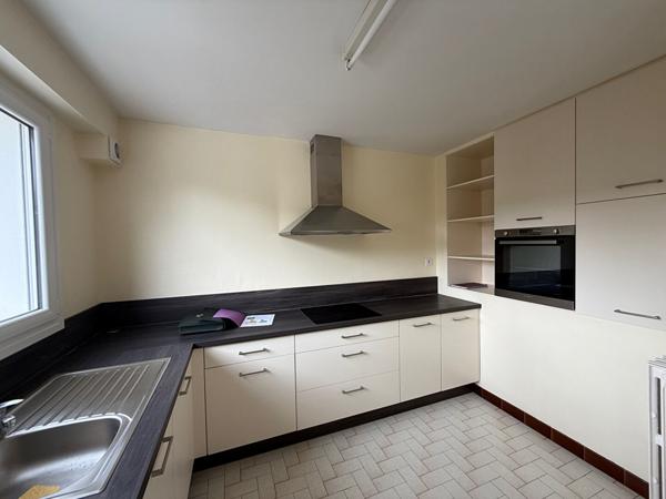 Maison La Roche Sur Yon 5 pièce(s) 98.82 m2