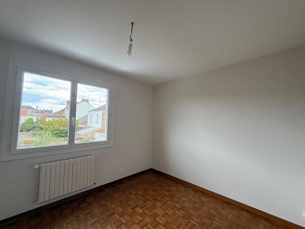 Maison La Roche Sur Yon 5 pièce(s) 98.82 m2