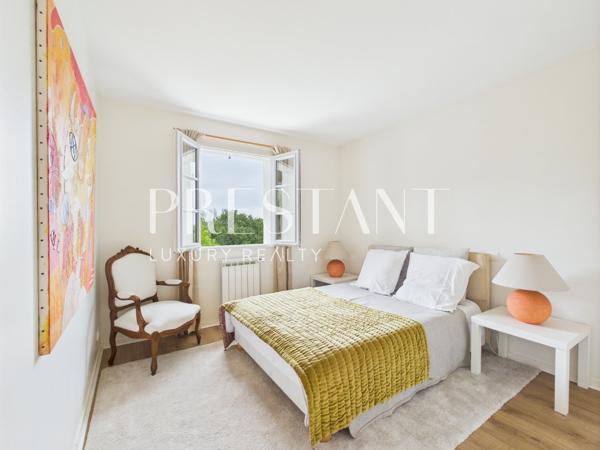 A vendre, Maison de charme 5 chambres vue dominante, ARCANGUES
