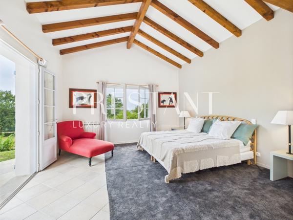 A vendre, Maison de charme 5 chambres vue dominante, ARCANGUES