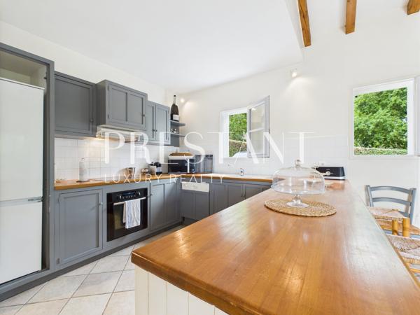 A vendre, Maison de charme 5 chambres vue dominante, ARCANGUES
