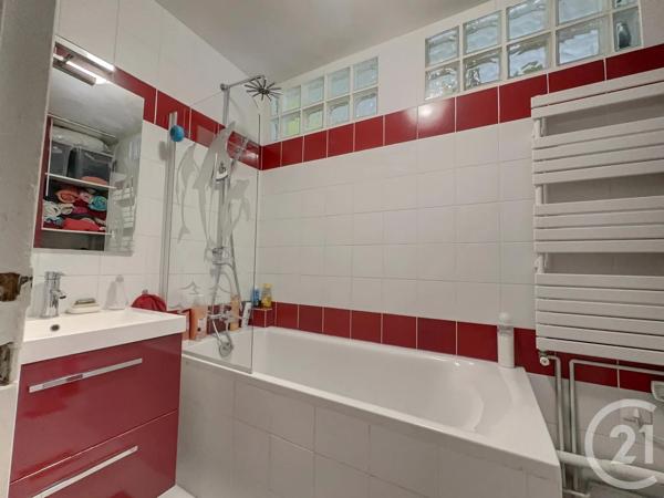 Appartement F4 à vendre  4 pièces - 64 m 2   BOUGIVAL  - 78