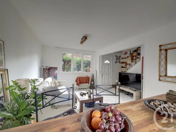 Appartement F4 à vendre  4 pièces - 64 m 2   BOUGIVAL  - 78