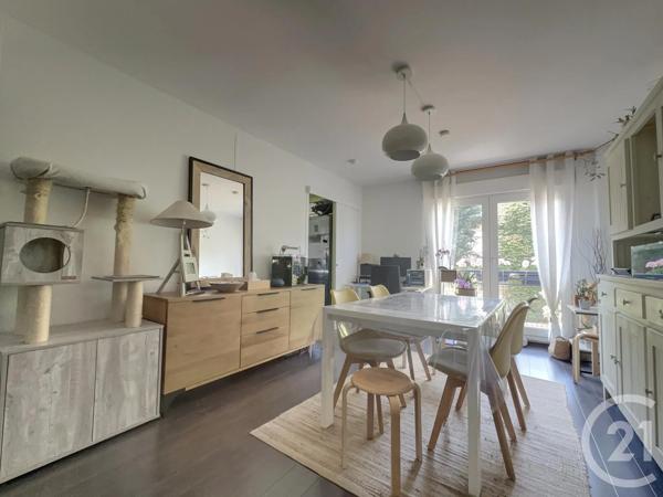 Appartement F4 à vendre  4 pièces - 64 m 2   BOUGIVAL  - 78
