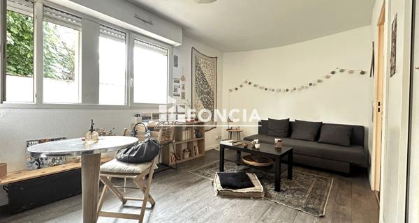 À vendre Studio 21 m² - Bordeaux 33000