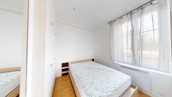 Location                                                      Appartement
                        
                     2 pièces                      30 m2                     à Nogent-le-Roi