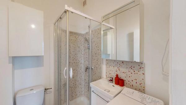 Location                                                      Appartement
                        
                     2 pièces                      30 m2                     à Nogent-le-Roi