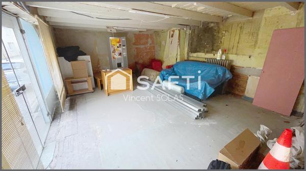 Exclusivité - Immeuble Commercial à Rénover en Habitation - 185m² - à CHAMPS ST PERE