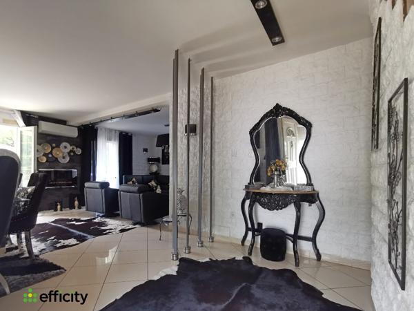 Maison 8 pièces - 163 m² Exclusivité efficity