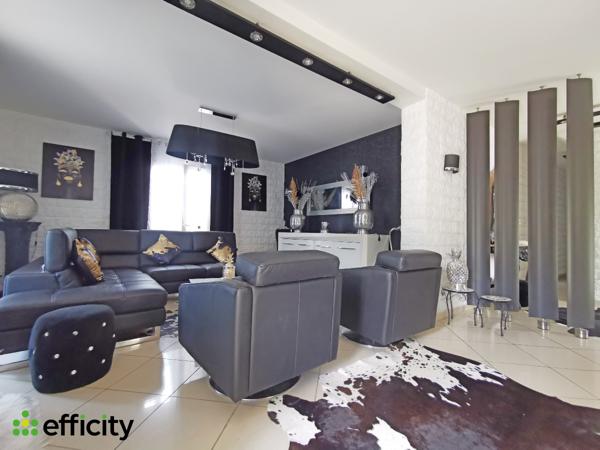 Maison 8 pièces - 163 m² Exclusivité efficity