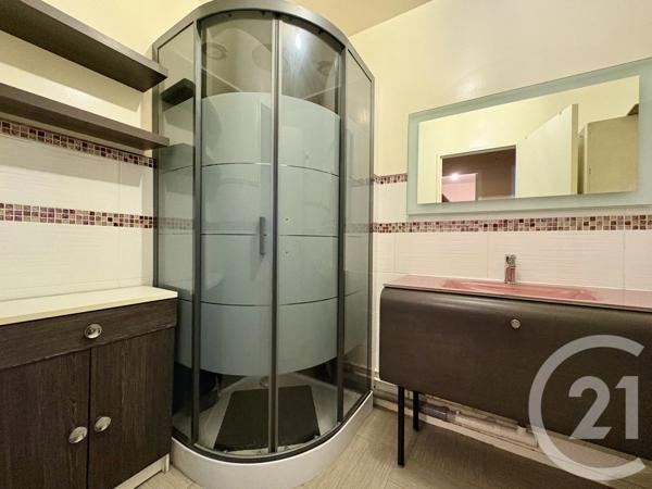 Appartement F3 à vendre  3 pièces - 66,17 m 2   MEAUX  - 77