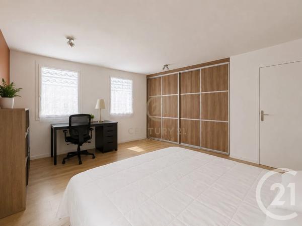Appartement F4 à vendre  3 pièces - 85,78 m 2   NOISIEL  - 77