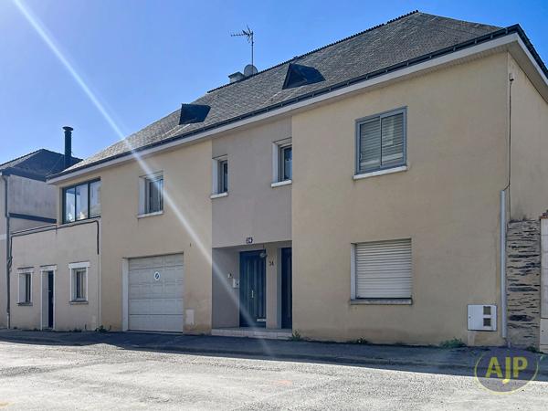 Maison à vendre Segre - 8 pièces, 230m² avec 6 chambre(s) à 273 000€ - AJP Immobilier Segré