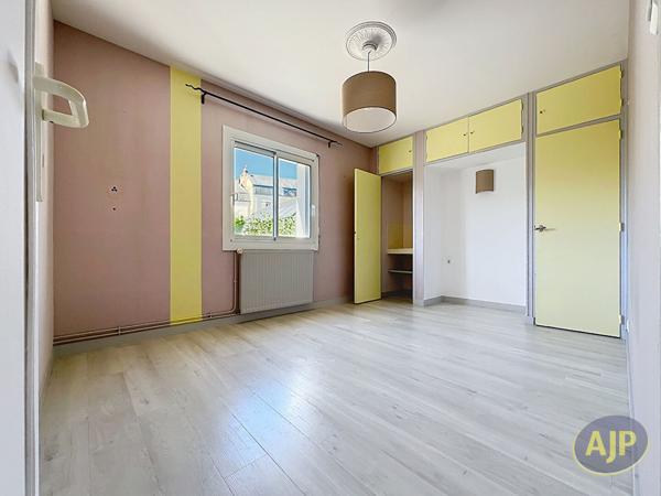 Maison à vendre Segre - 8 pièces, 230m² avec 6 chambre(s) à 273 000€ - AJP Immobilier Segré