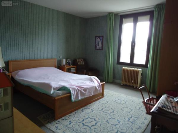 Maison à vendre à Saint-Sulpice-le-Dunois en Creuse (23800), ref : 1235