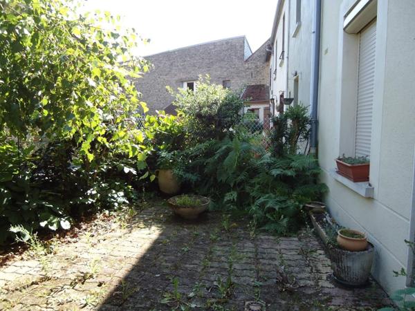 Maison à vendre à Saint-Sulpice-le-Dunois en Creuse (23800), ref : 1235